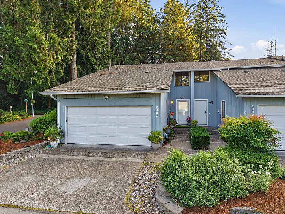 2901 27th Pl SE
