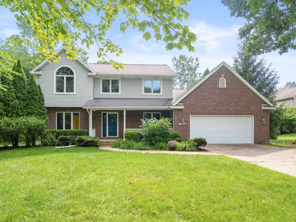 5151 Autumn Glen St, Kalamazoo, MI 49009