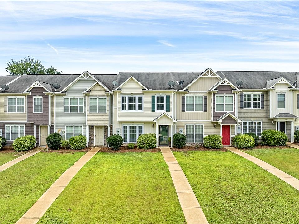 1st image of 2113 Cobblestone Dr