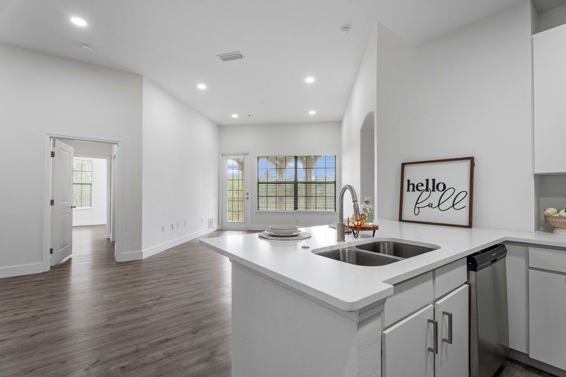 next background image