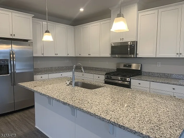 25 Cypress Ln — Photo 4