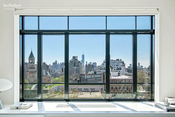 Sold by Sotheby's International Realty | media 10