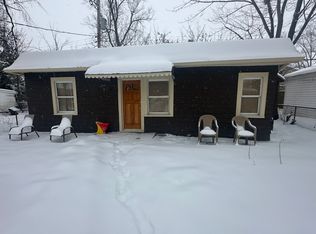 3878 Parkdale Rd, Cleveland Heights, OH 44121