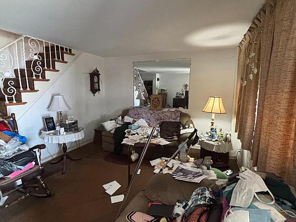 2nd image of 138 Richfield Rd