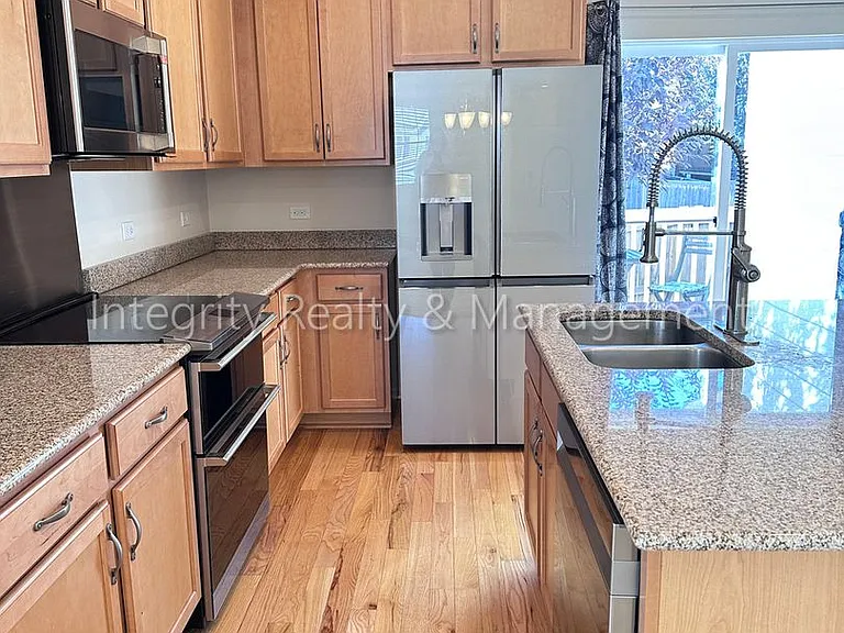 3762 Cadence Dr — Photo 15