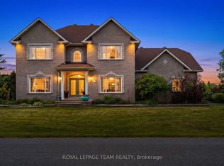 5440 Wadell Ct, Ottawa, ON K4M 1L3