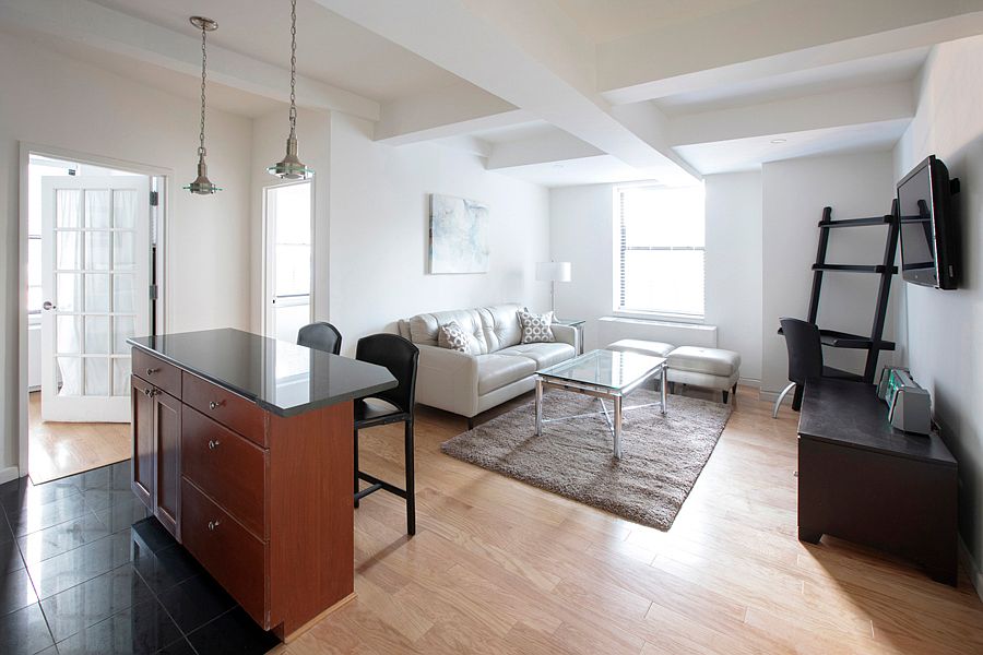 1st image of 150 W 51st St APT 1107