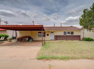 1938 73rd St, Lubbock, TX 79423