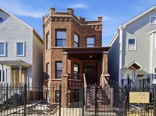 1716 N Campbell Ave #2, Chicago, IL 60647