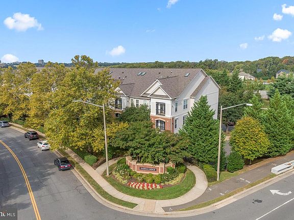 3rd image of 3851 Aristotle Ct APT 406