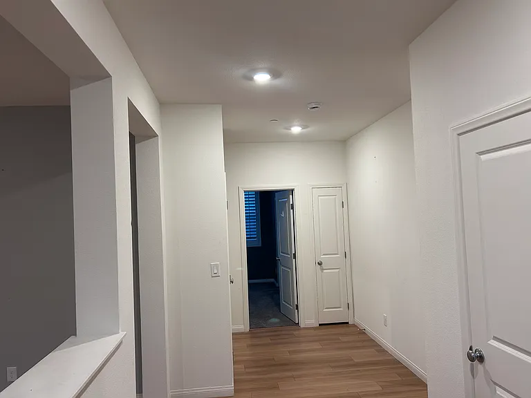 10855 Gentle Crest Ave — Photo 11