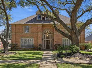 4519 Castlewood St, Sugar Land, TX 77479