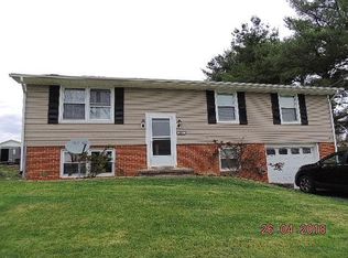 2555 Old Baltimore Rd, Draper, VA 24324