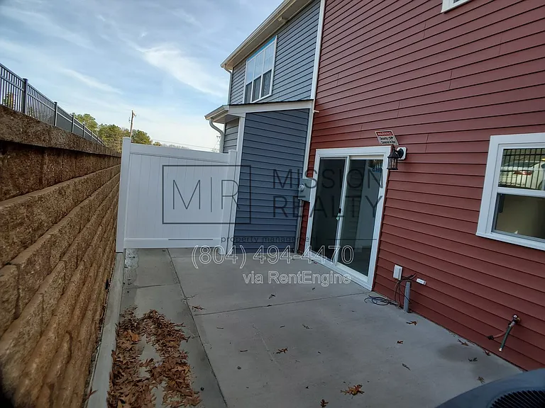 4509 Josephine Ln — Photo 14