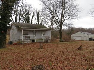 1536 S Outer Rd, Mansfield, MO 65704