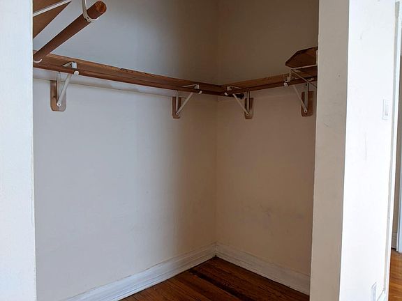4th image of 2892 N Clark St #1RA