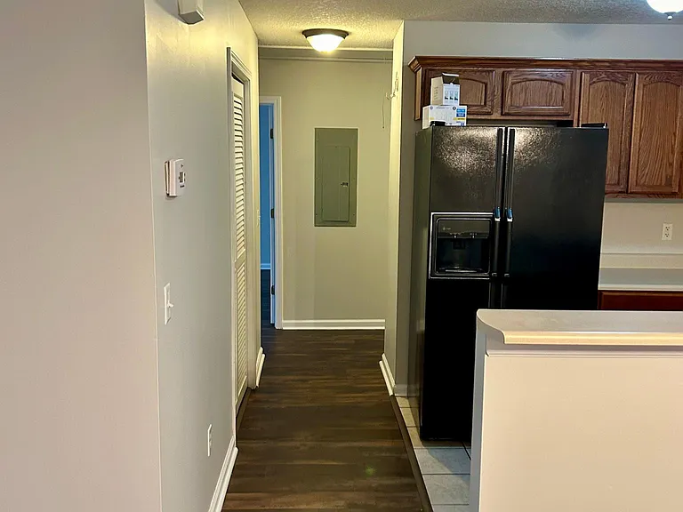 313 Lisbon Dr — Photo 5