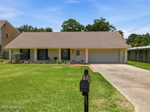 319 Eastview Dr, Biloxi, MS 39531