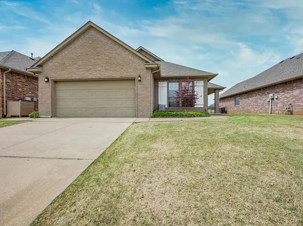 15621 Traditions Dr, Edmond, OK 73013
