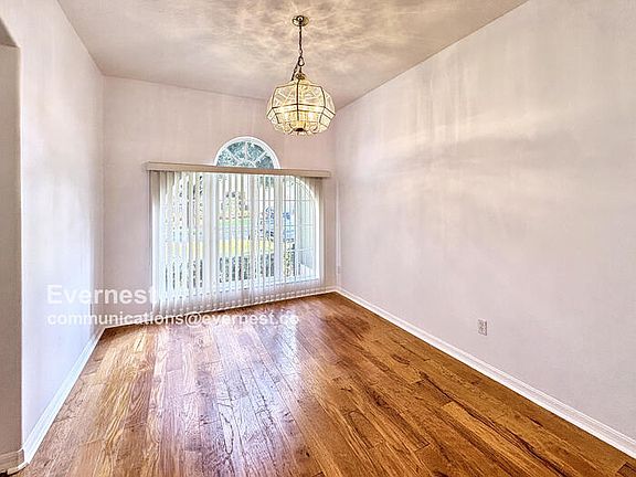 5th image of 2307 Twickingham Ct