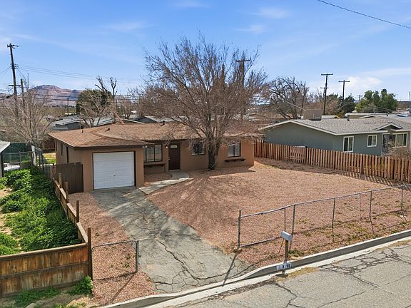 2nd image of 3138 Gregory Dr