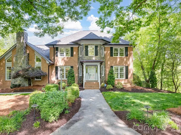 3340 Chelwood Dr NW, Concord, NC 28027