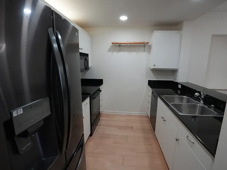 1655 Mission St #930 — Photo 12