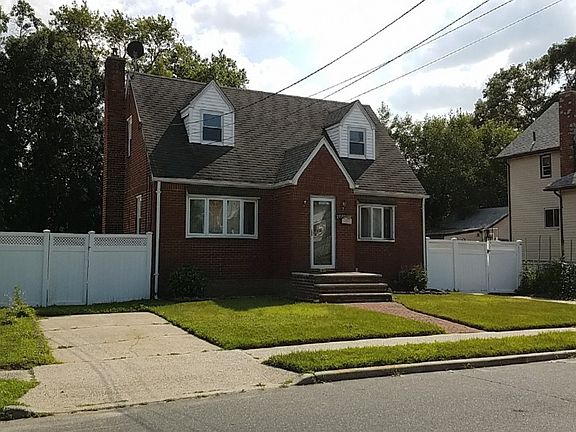 3rd image of 1231 New York Ave