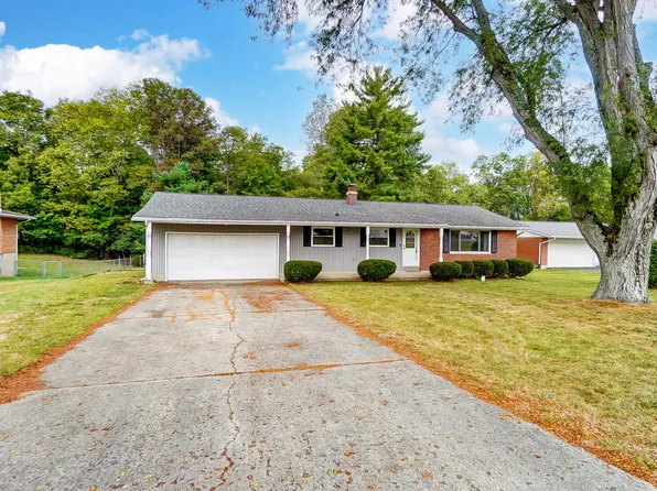 1843 Cheviot Hills Dr, Springfield, OH 45505