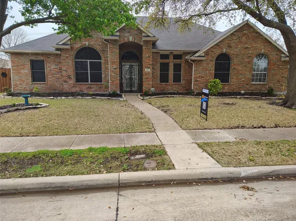 9014 Golden Pond Dr, Rowlett, TX 75089