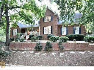 92 Oakwood Hills Dr, Suwanee, GA 30024