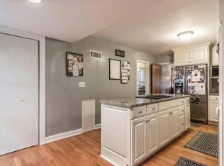 2710 Dale Ave, Bexley, OH 43209