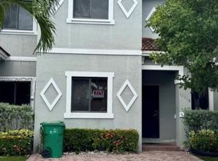 16319 SW 44th Ter, Miami, FL 33185