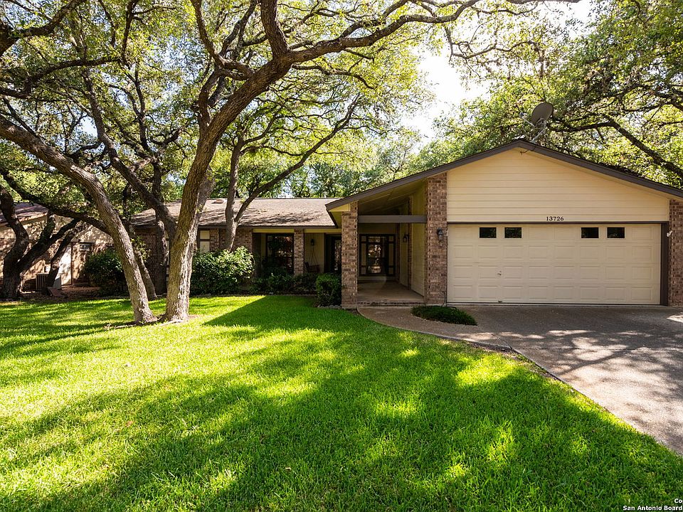 1st image of 13726 OAK CABIN