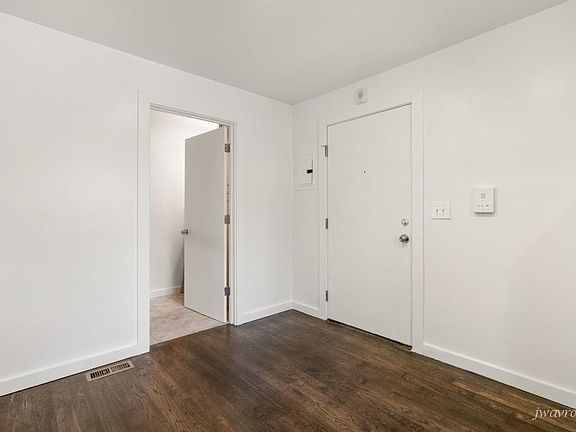 5th image of 25 Elgin Park APT 9