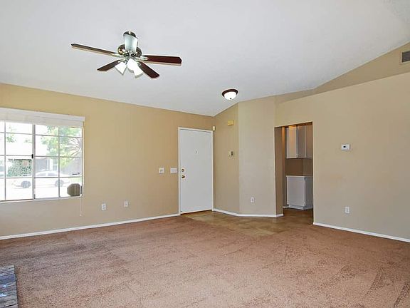 2nd image of 2512 Waterford Ct