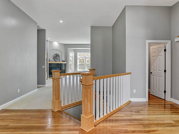 4th image of 1929 Woodcrest Dr NE