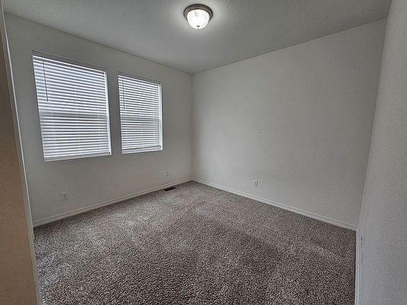 4th image of 10450 Summer Ridge Dr