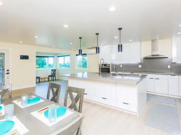 3523 Alani Dr, Honolulu, HI 96822