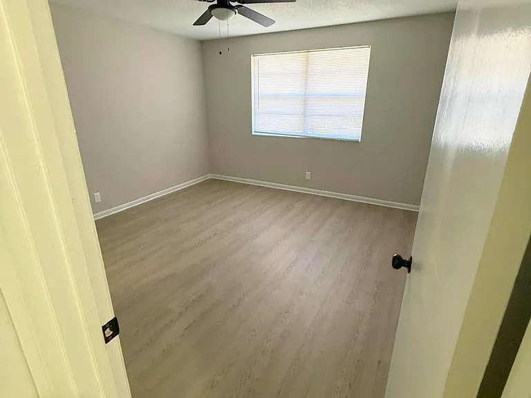 Move In Free at Cielo at University - No Admin Fee + One Month Free! — Photo 33