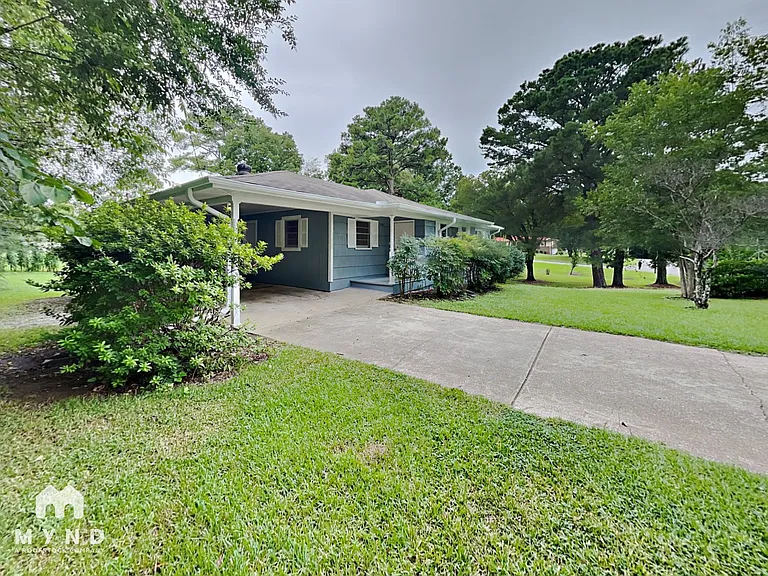 921 N Highland Dr — Photo 16