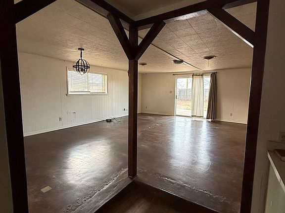 2nd image of 3505 40th St