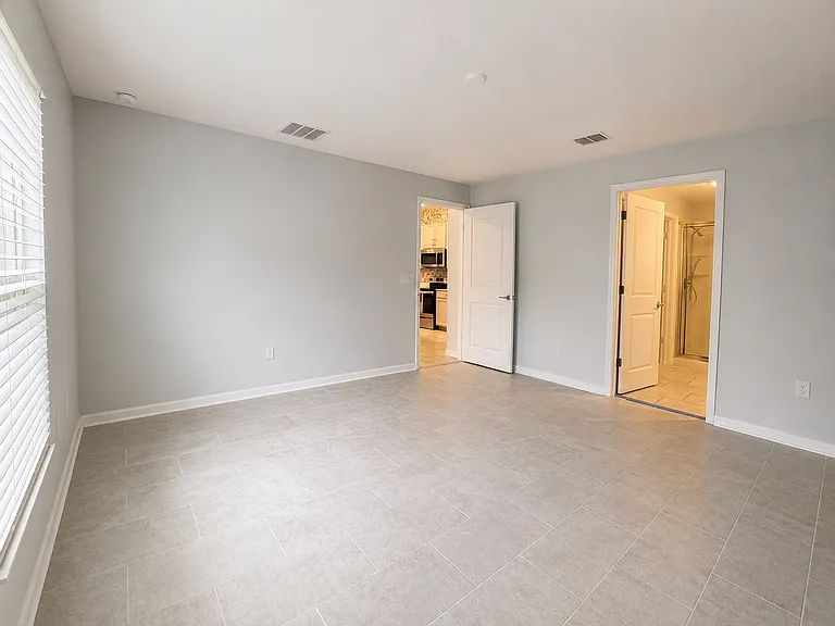 216 Pershing St — Photo 10