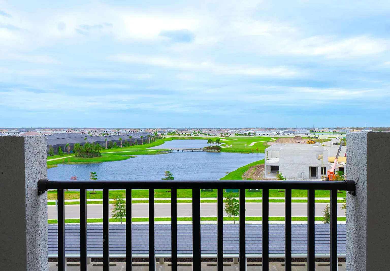5583 Double Eagle Cir #4143 - The National - Favela — Photo 1