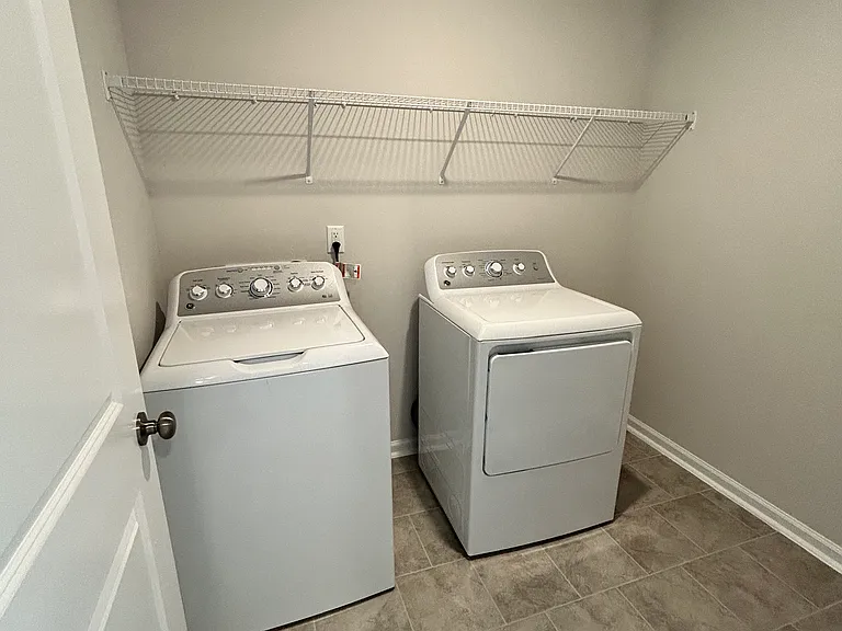 2209 Cape May Ln — Photo 37