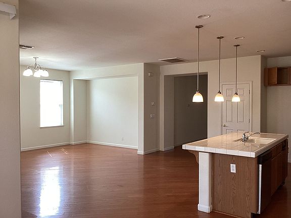 5th image of 5162 W Home Ave