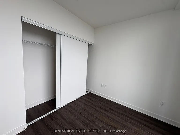 448 Burnhamthorpe Rd W #5407 — Photo 24