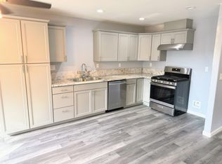 1935 Glen Ridge Dr, Ceres, CA 95307