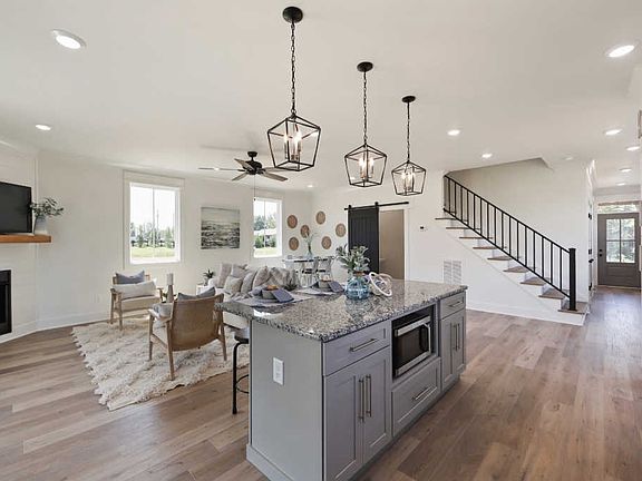 5th image of 111 Barefoot Ln