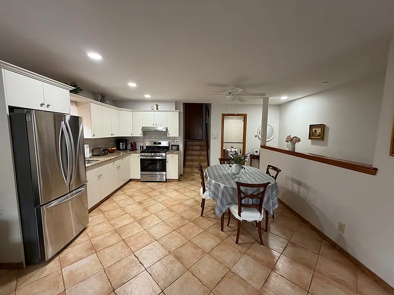 159 Bay 49 St #2 — Photo 3